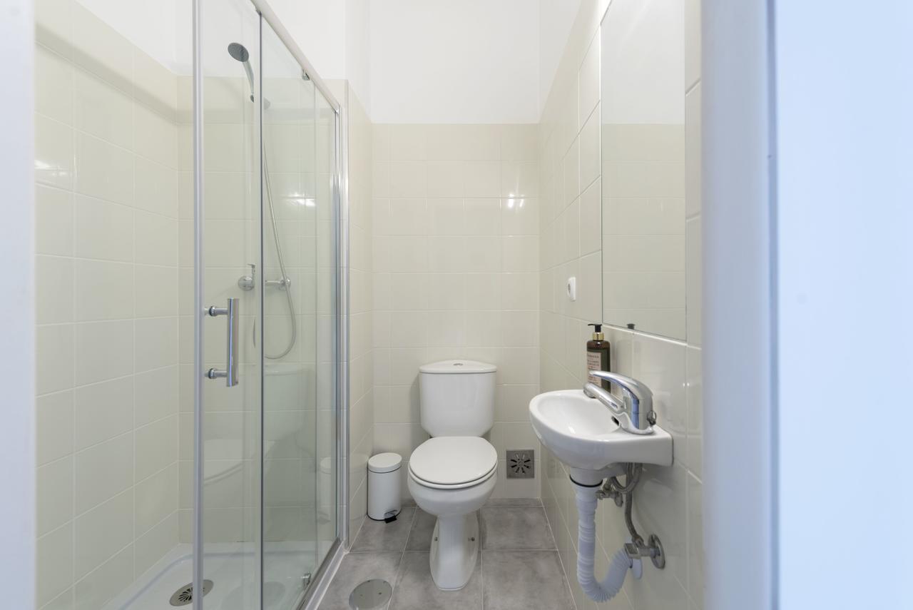 Lovelystay - Flower Stylish Apartment Porto Luaran gambar